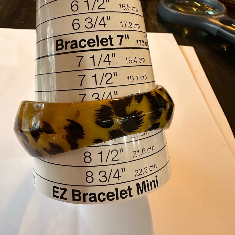 Animal print boho y2k bangle size 8